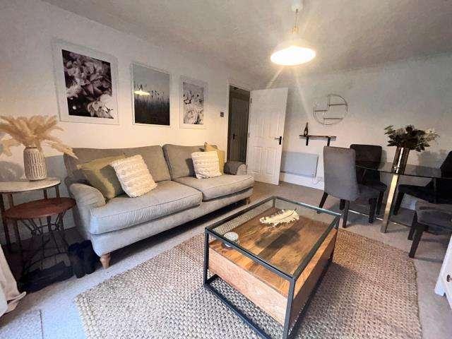 Flat for sale in Enborne, West Berkshire