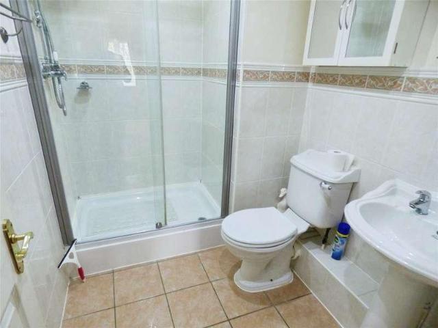 Flat for sale in Hedge End, Helford