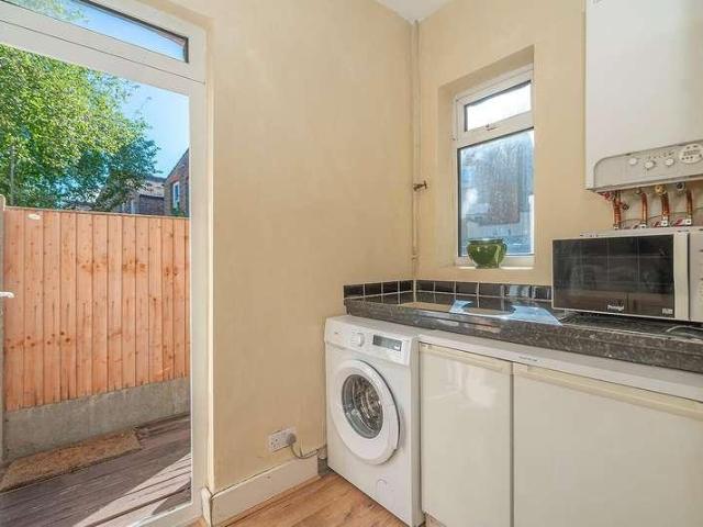 Flat for sale in London Borough of Haringey, Greater London