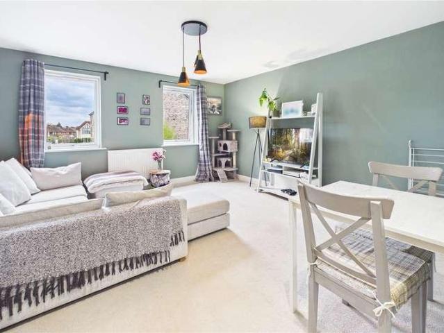 Flat for sale in Enborne, West Berkshire