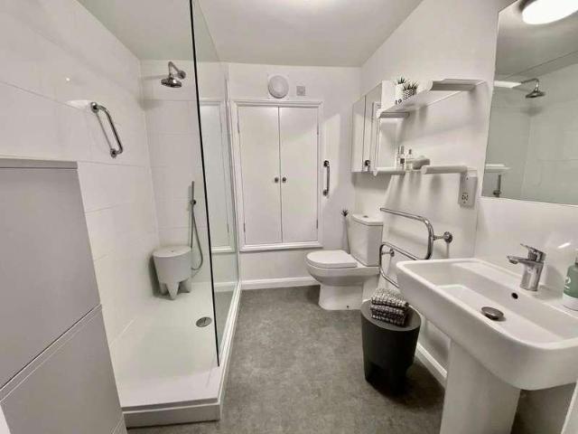 Flat for sale in East Ilsley, West Berkshire