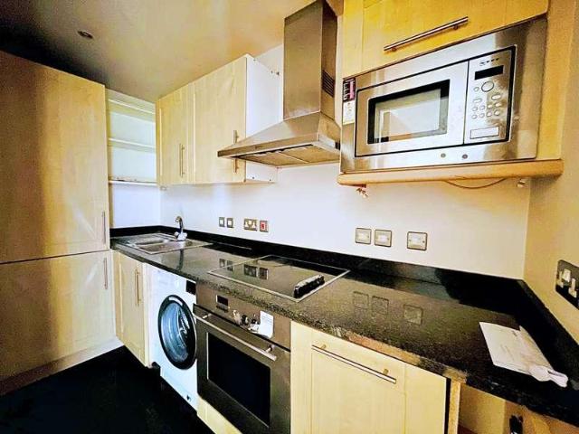 Flat for sale in Greenhill, Greater London