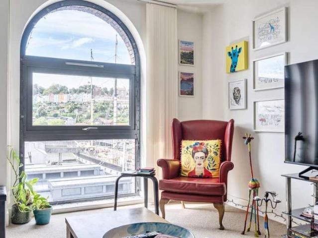 Flat for sale in Horfield, Feckenham
