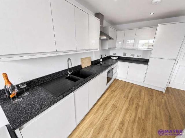 Flat for sale in West Hoe, Mount Wise