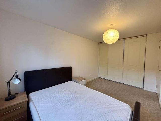 Flat for sale in Blackfriars, Salford