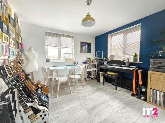 Flat for sale in Wales