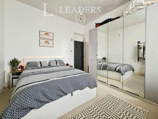 Flat for sale in Southsea, City Of Portsmouth