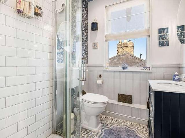 Flat for sale in Hertford, Colliers End
