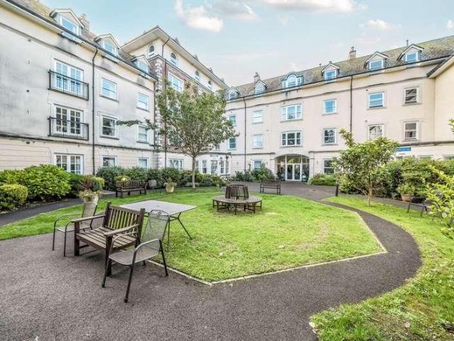 Flat for sale in Fordington, East Dorset