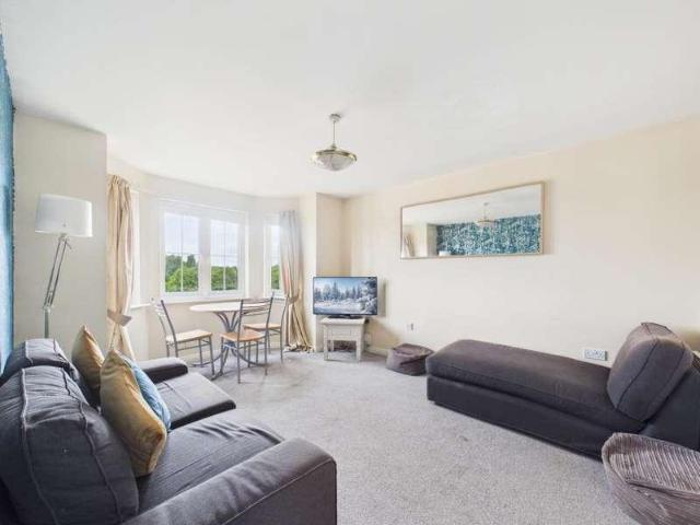 Flat for sale in Victoria Dock, Hull