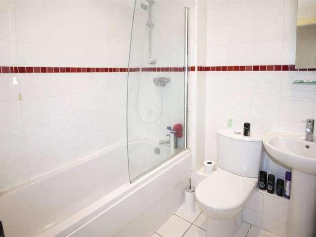Flat for sale in Barholm, Lincolnshire