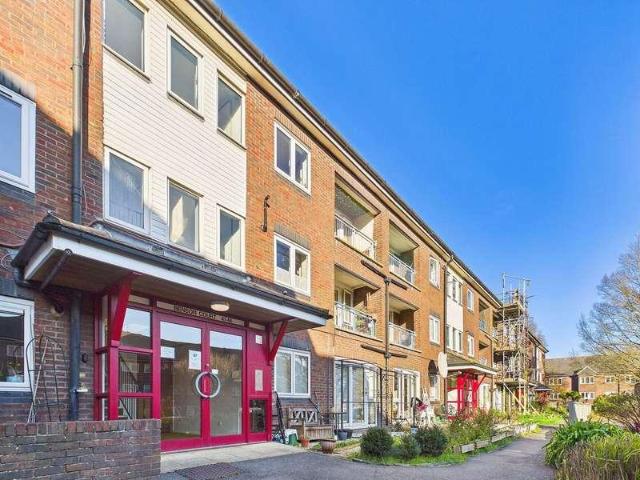 Flat for sale in Portslade by Sea, Hove