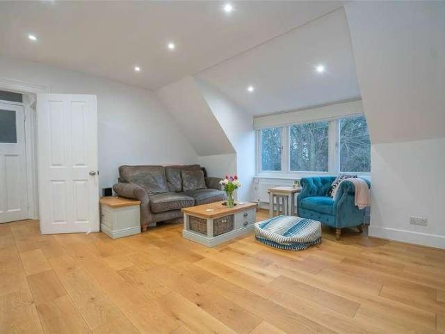 Flat for sale in London Borough of Haringey, Greater London