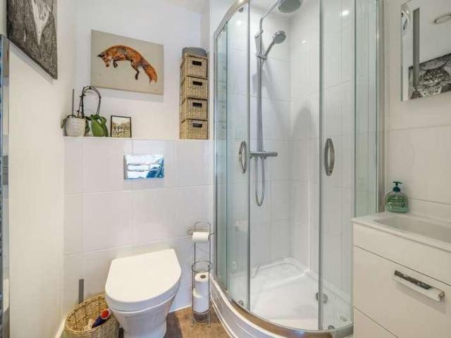 Flat for sale in Daws Hill, Cressex
