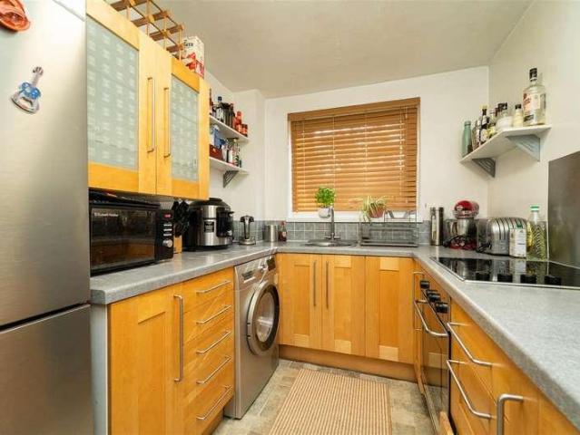 Flat for sale in Chorlton-cum-Hardy, Manchester