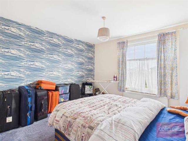 Flat for sale in The Old Town, Scarborough