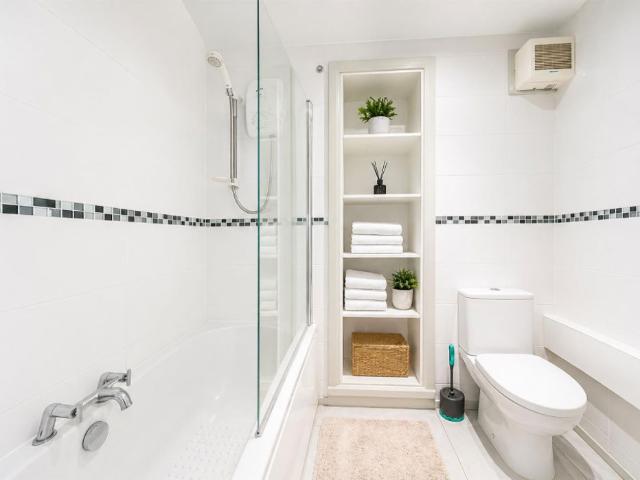 Flat for sale in Prescot, Knowsley