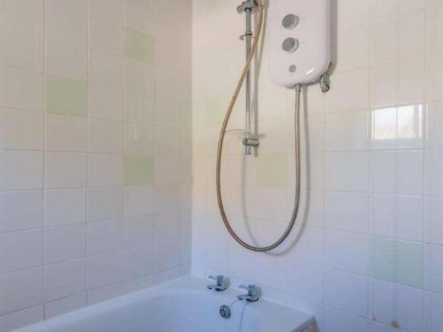 Flat for sale in Penylan, Cardiff