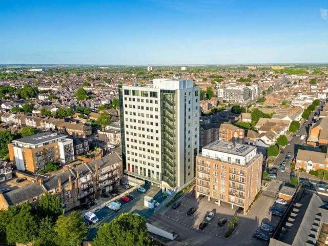 Flat for sale in Southend City Centre Neighbourhood, Alton Barnes