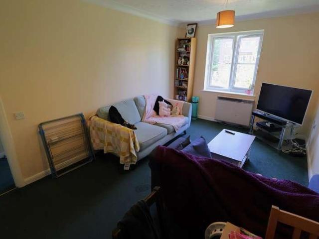 Flat for sale in Westwood Park, City Of Southampton