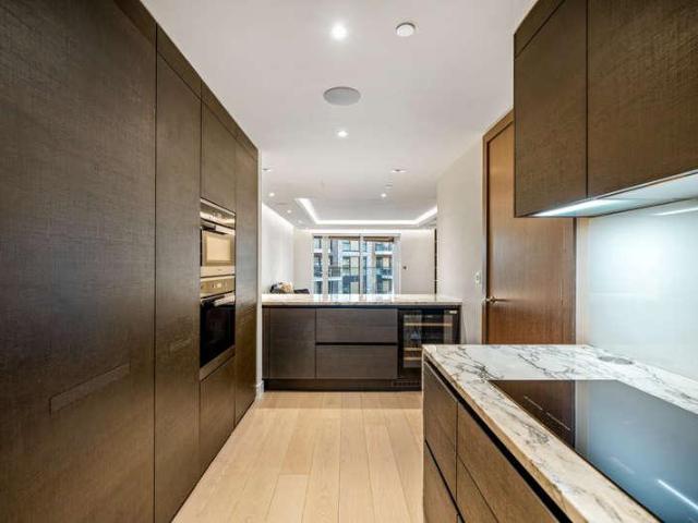 Flat for sale in Greater London