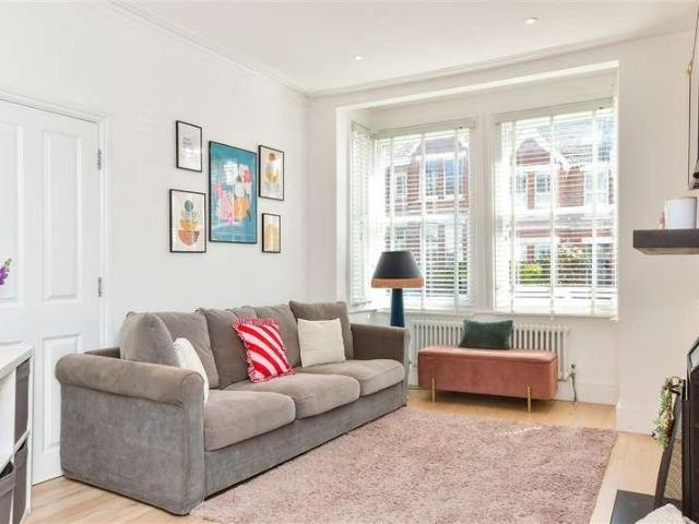 Flat for sale in Brighton & Hove