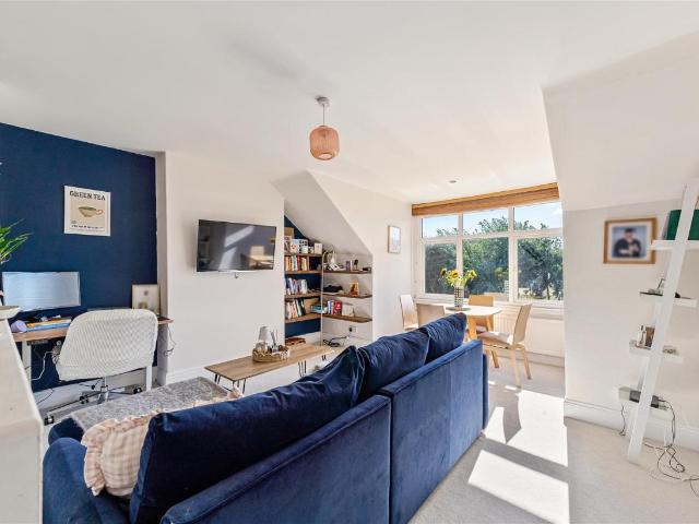 Flat for sale in Weston-super-mare, North Somerset