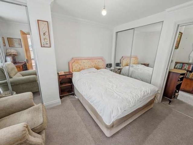 Flat for sale in Wick, Bournemouth