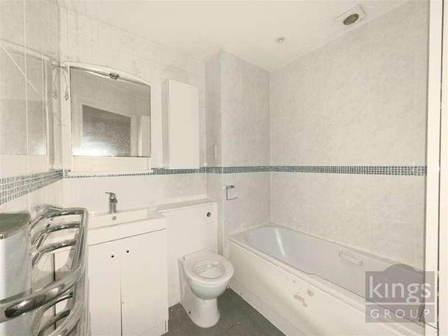 Flat for sale in Harlow, Essex