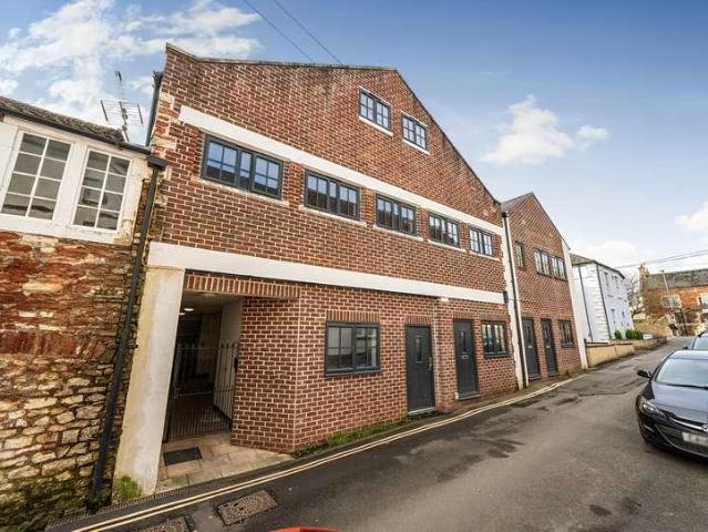 Flat for sale in Hayes Park, Midsomer Norton