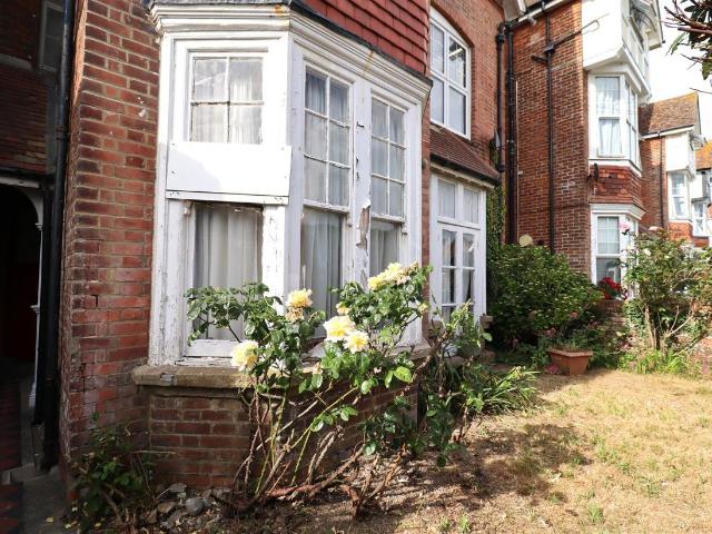 Flat for sale in Central, Heathlands
