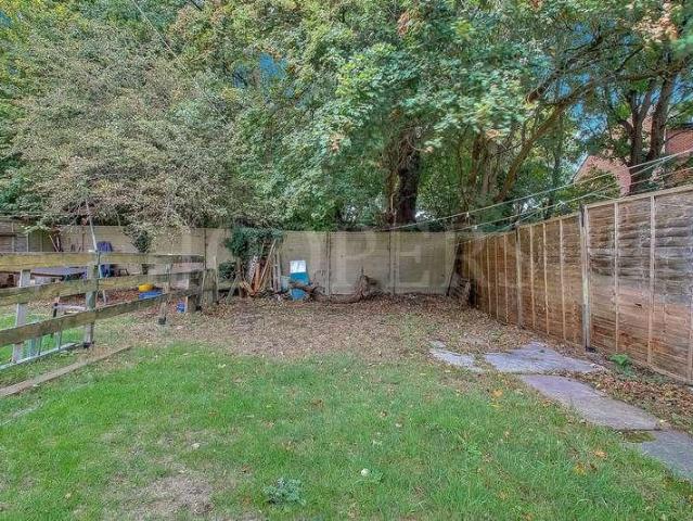 Flat for sale in Greater London