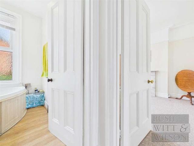 Flat for sale in West Hill, Guestling Green