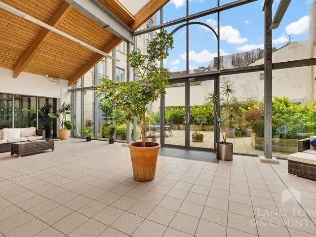 Flat for sale in Barbican, Mount Wise