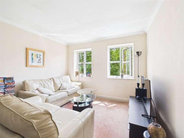 Flat for sale in Salford, Greater Manchester