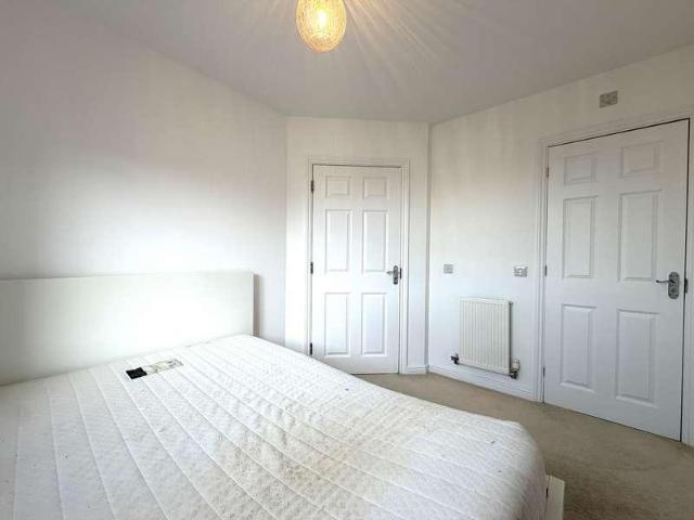 Flat for sale in Redhouse, Blunsdon St Andrew