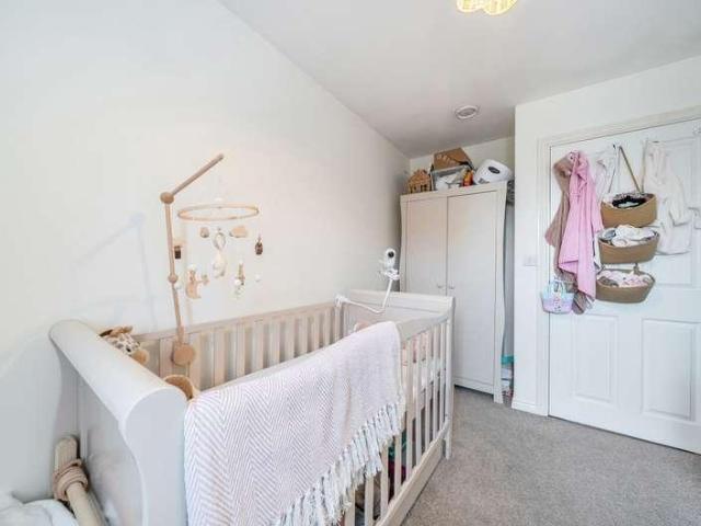 Flat for sale in Buckingham Park, Buckinghamshire