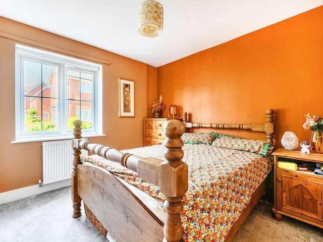 Flat for sale in Finchwood Park, Arborfield Green