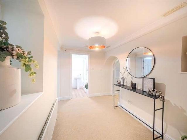 Flat for sale in Hotwells, Feckenham