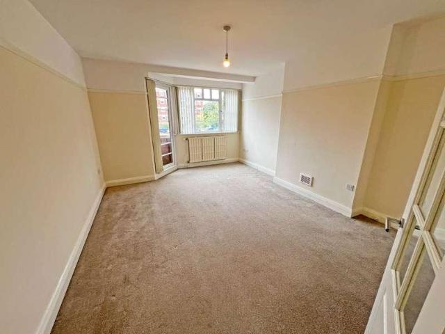 Flat for sale in Old Wharf, City Of Leicester