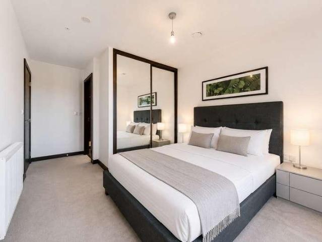Flat for sale in Roding Riverside, Greater London
