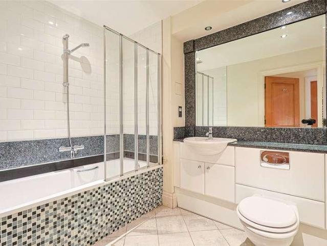 Flat for sale in Imperial Wharf, Greater London