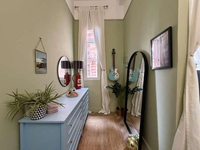 Flat for sale in City Centre, Georgia