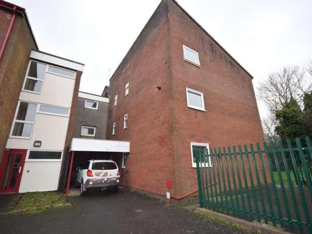 Flat for sale in Barrow