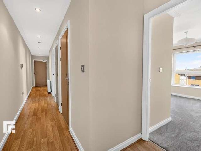 Flat for sale in City Centre, Falcon Lodge