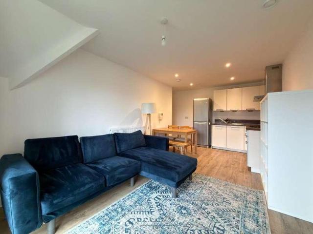 Flat for sale in Georgia, Greater Manchester