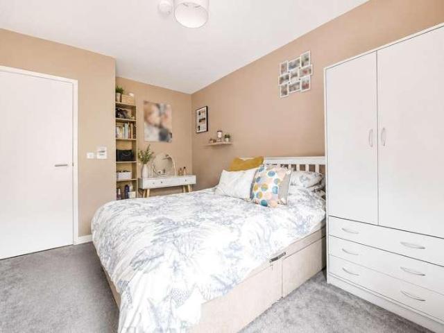 Flat for sale in Winklebury, Priest Down