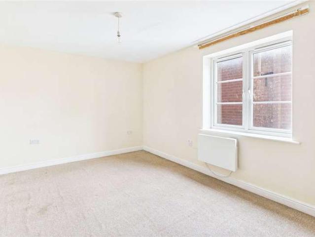 Flat for sale in Rodbourne, Swindon