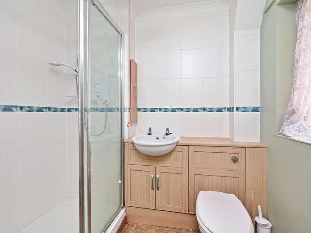 Flat for sale in Blackwater and Hawley, Hart