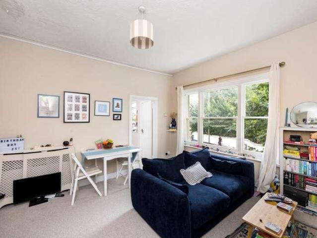 Flat for sale in West Hill, Brighton